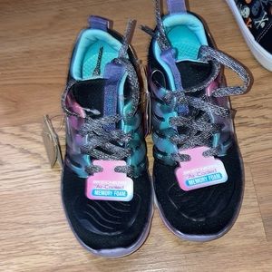 Skechers air cooled memory foam